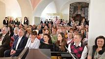Pěvecké sbory vystoupily v pelhřimovském kostele svatého Víta.