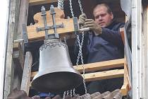 Instalace zvonu, ilustrační foto