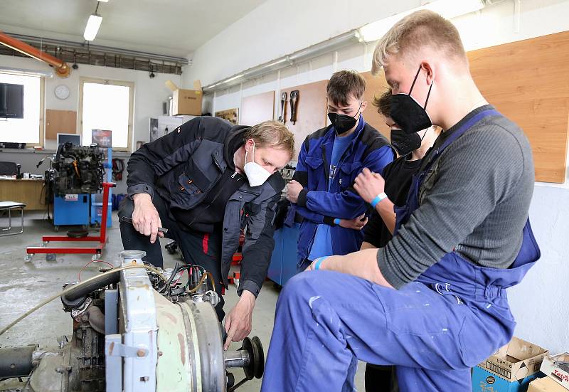 Praktická výuka opět začala i na pracovišti Kamenice nad Lipou Střední průmyslové školy a Středního odborného učiliště Pelhřimov.