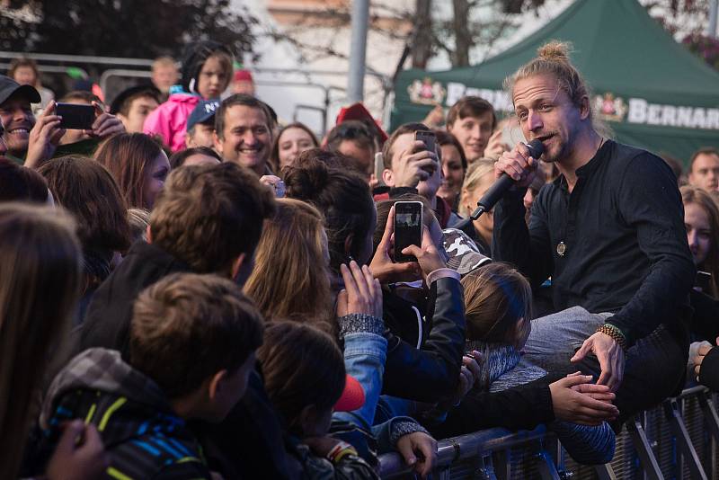 Koncert Tomáše Kluse na Bernard festu 2018.