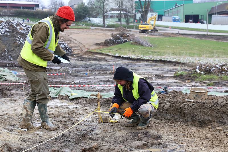 Archeologové pracují v místech budoucího obchvatu Lukavce na Pelhřimovsku.