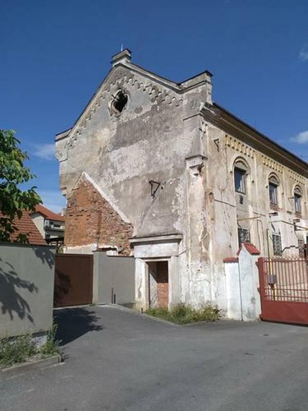 Záchrana pacovské synagogy se vyvíjí správným směrem.