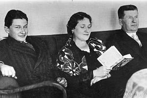 Marie Šálová se setkala i s Tomíkem Baťou (vlevo).