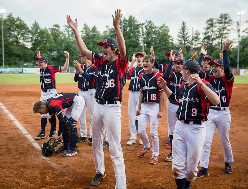 Finálový zápas softbalového mistrovství Evropy do 18 let mezi Českou republikou a Dánskem.