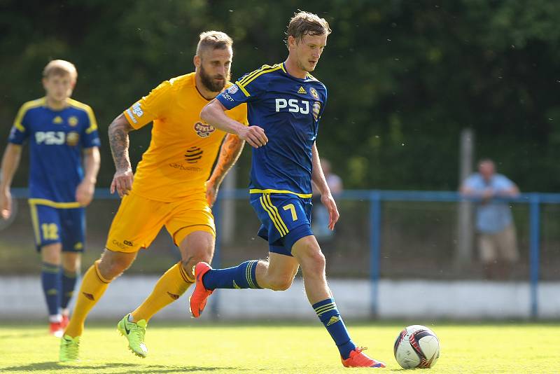 Fotbalisté Jihlavy obhájili loňské prvenství a stali se vítězi Perleťového poháru v Žirovnici.