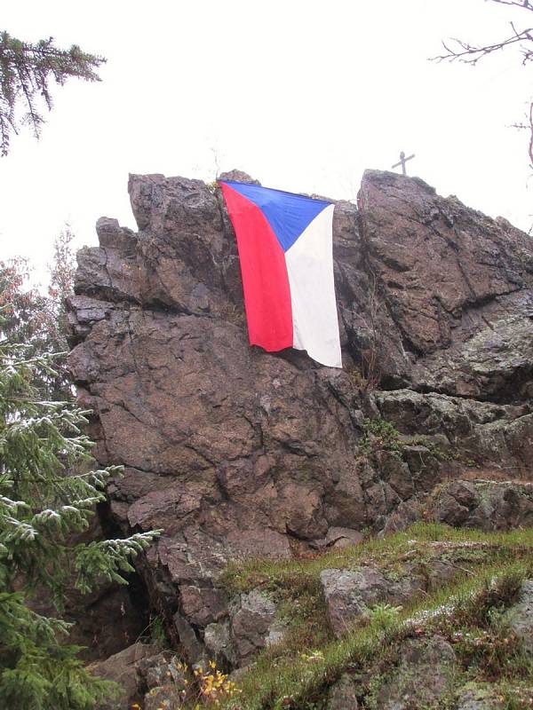 Ve středu 28. října mohou lidé opět vyvěsit české vlajky. Foto: archiv Agentury Dobrý den Pelhřimov