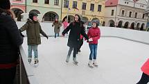 Sezona na mobilním umělém kluzišti začala 10. ledna a skončí 31. ledna.