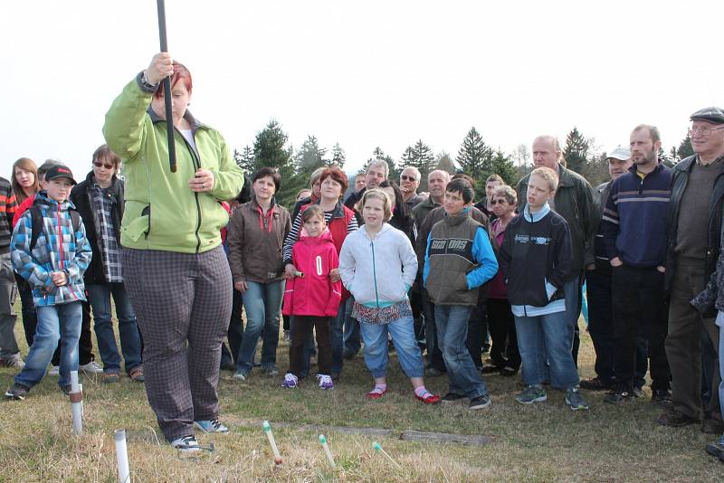 Lidé se od pracovníků observatoře v Košeticích dozvěděli mnoho zajímavostí o metodách meteorologických a klimatologických měření. 