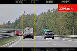Řidič sporťáku se řítil po dálnici D1 na Vysočině rychlostí 229 kilometrů za hodinu.