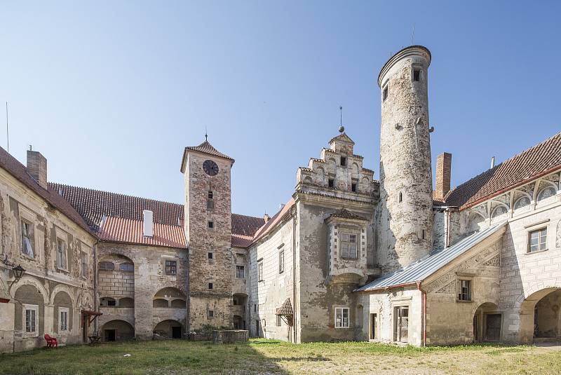 Zámek v Červené Řečici.