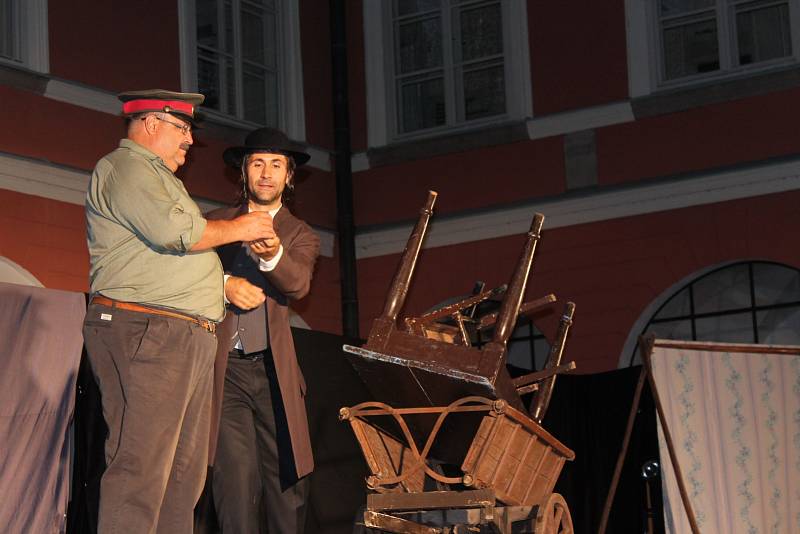 Balada pro banditu na kamenickém zámku