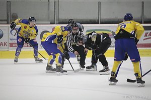 Hokejisté Milevska prohráli v úvodním finálovém duelu play off krajské ligy s Hlubokou nad Vltavou 7:9.