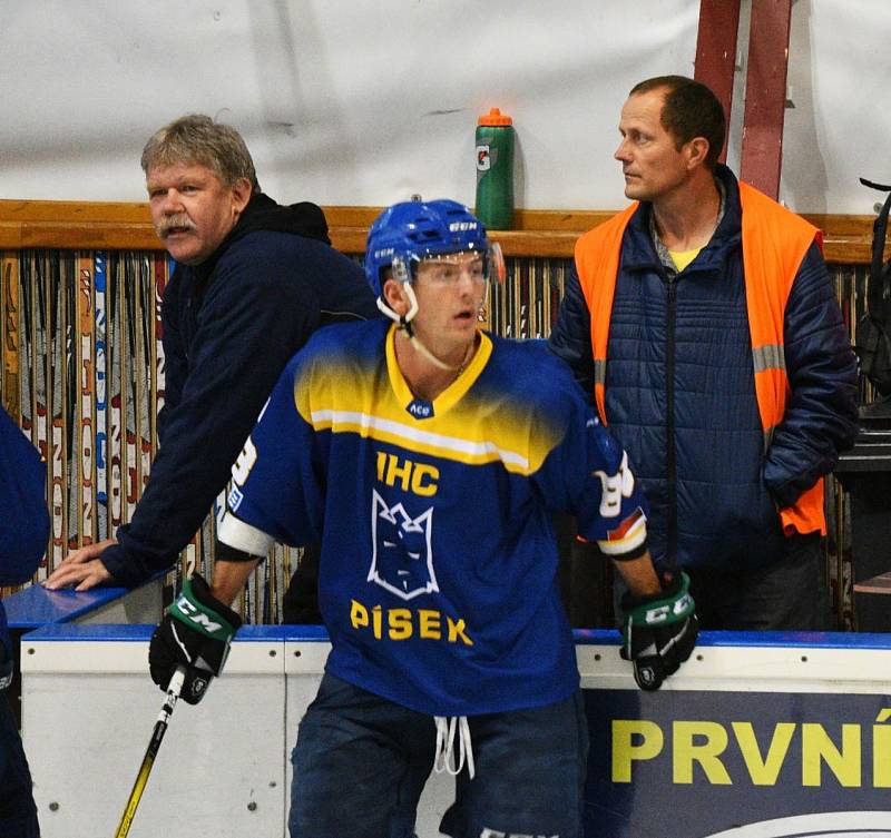 Přípravný hokej: IHC Králové Písek - HC Příbram 4:3.