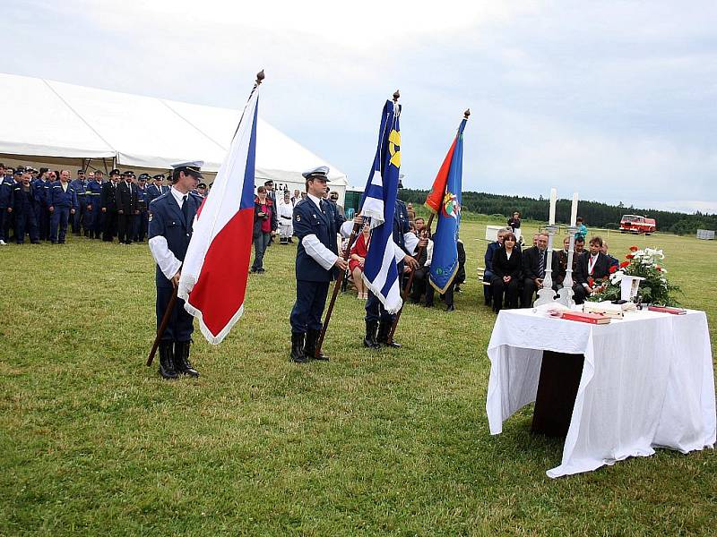 Svěcení obecních symbolů a oslava 120 let existence SDH Kučeř.