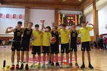 Sršni U15 po vítězném duelu nad BK Klatovy.