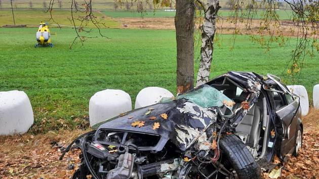 U Albrechtic nad Vltavou zamřela při nehodě mladá řidička.