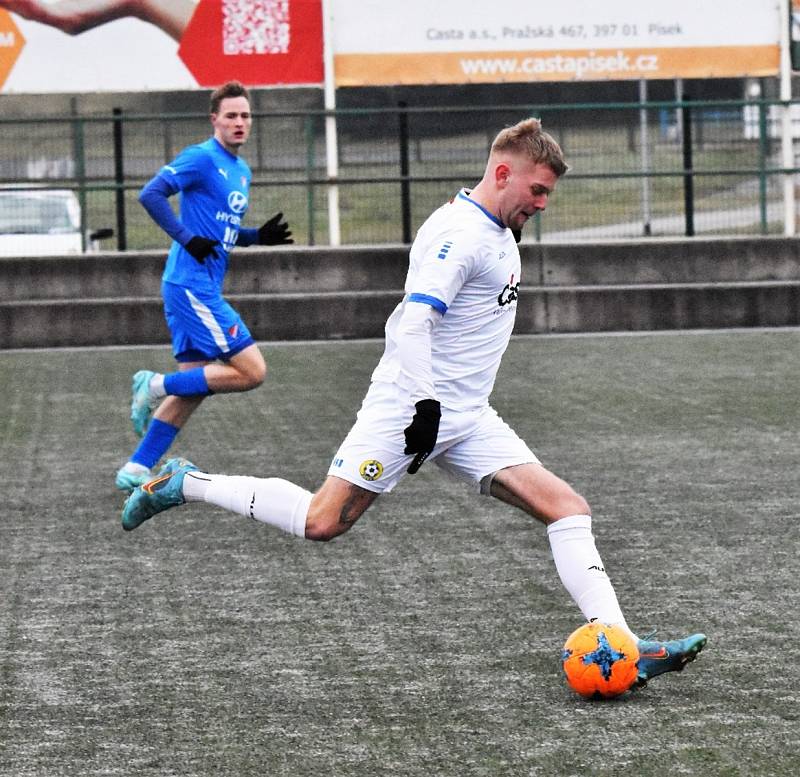 Přípravný fotbal: FC Písek - Baník Ostrava U19 1:2 (0:2).