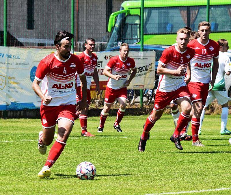 Fotbalová I.A třída: Semice - Roudné 2:3 (0:0).