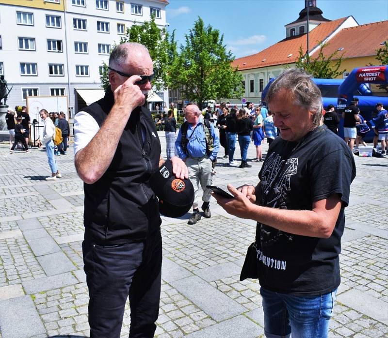 Milevské náměstí zaplnili hokejisté z NHL.