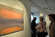 V Galerii Prácheňského muzea je do 27. května otevřena výstava obrazů akademického malíře Davida Franka nazvaná Jen malba.