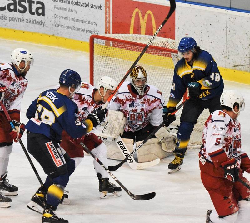 II. liga hokeje: IHC Králové Písek - BK Havlíčkův Brod 4:8 (2:0, 1:3, 1:5).