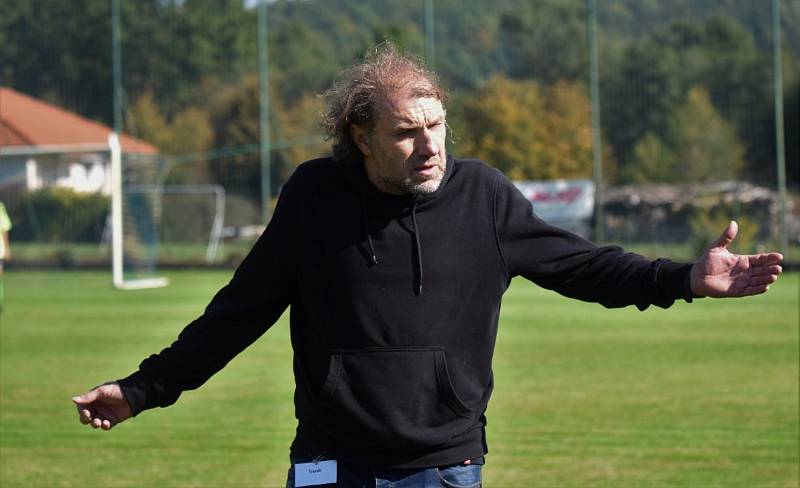 Fotbalová A třída: Semice - Strunkovice 4:0 (3:0).