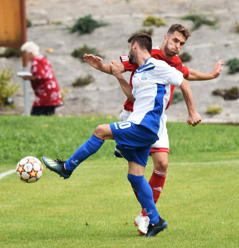 Fotbalová I.A třída: Mirovice - Strunkovice 1:0.