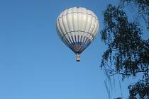 Horkovzdušný balón nad Chyškami a Milevskem.