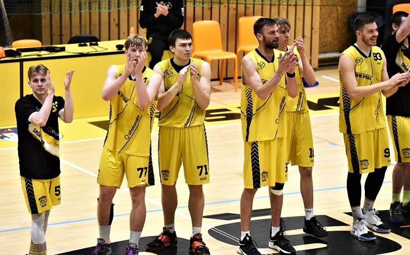 Basketbalová I. liga mužů: Sršni Photomate Písek - Lokomotiva Plzeň 112:86.