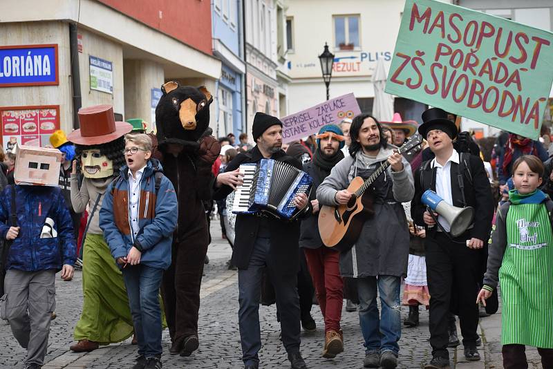 Masopustní průvod ZŠ Svobodná.