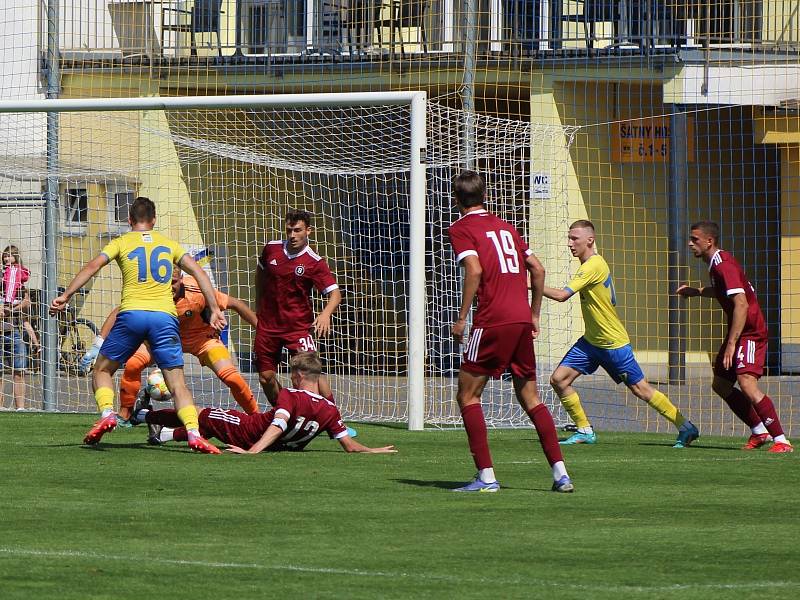 Fotbalová příprava: FC Písek - AC Sparta Praha B 1:3 (1:2).