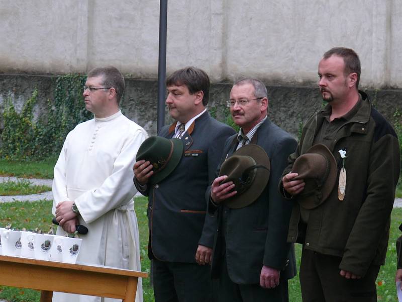 O pohár premonstrátského kláštera Milevsko