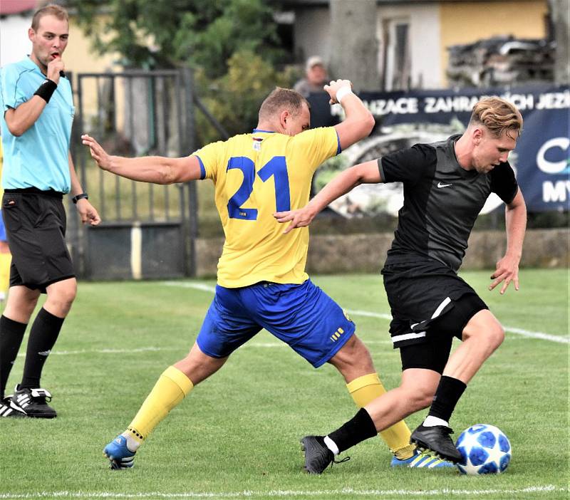 FK Olešník – FC Písek 1:5 (1:3).