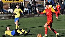 Přípravný fotbal: FC Písek - Dukla Praha 0:4 (0:1).