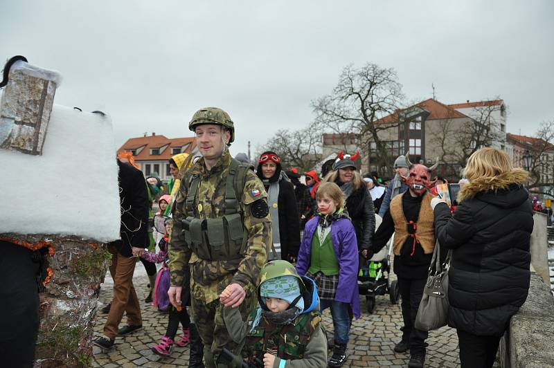 Průvod masek prošel historickým centrem Písku.