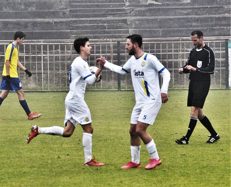 Fortuna ČFL: SK Rakovník - FC Písek 2:2 (2:2).