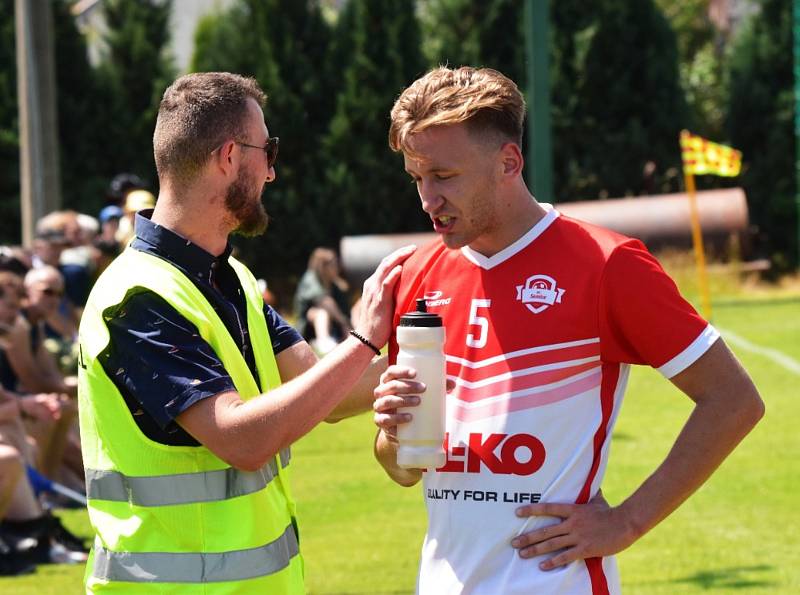 Fotbalová I.A třída: Semice - Roudné 2:3 (0:0).