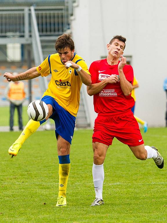 Patrik Basaraba se s nezvyklou úlohou krajního obránce popasoval znovu dobře.