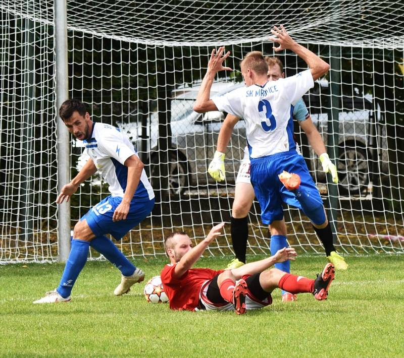 Fotbalová I.A třída: Mirovice - Strunkovice 1:0.