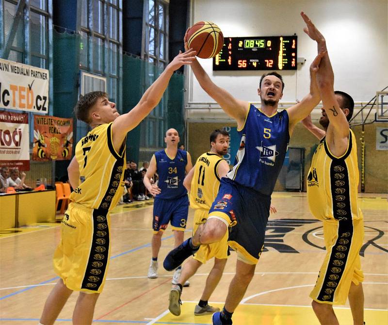 Fio basket Jindřichův Hradec vyhrál nad Pískem i v odvetě a postupuje do baráže o NBL.