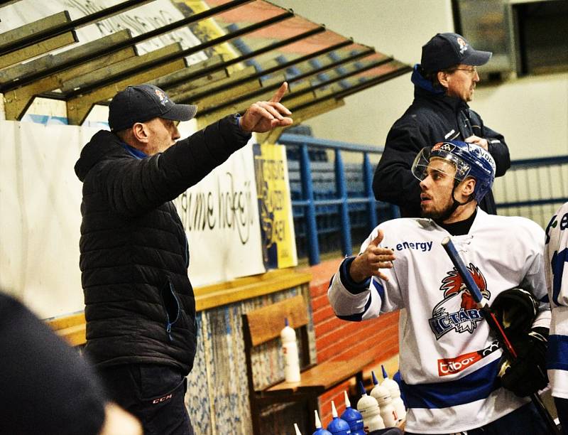 Hokejová II. loga: IHC Králové Písek - HC Tábor 3:7.