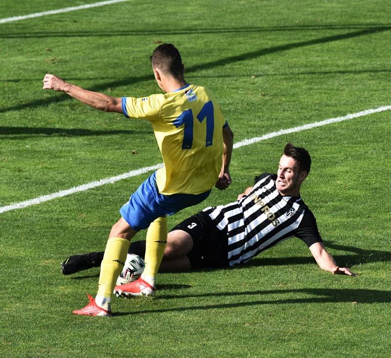 Fortuna ČFL: FC Písek - Admira Praha 3:3.