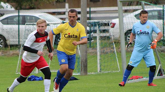 Okresní kolo Zaměstnanecké ligy Deníku v malém fotbale v Semicích.