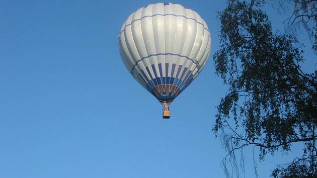 Balón létal nad Milevskem téměř ve stejný den jako před lety nad Chyškam -  Písecký deník