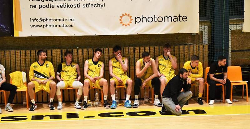 Čtvrtfinále play off 1. ligy basketbalistů: Sršni Photomate Písek - Lokomotiva Plzeň 93:54 (58:22).