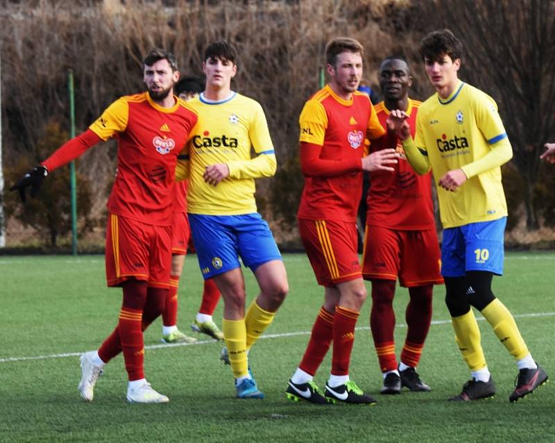 Přípravný fotbal: FC Písek - Dukla Praha 0:4 (0:1).