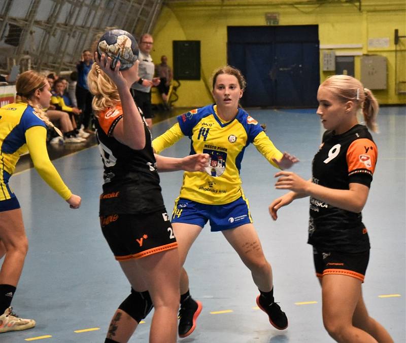 MOL Liga házenkářek: Sokol Písek - DHK Baník Most 25:29 (11:14).