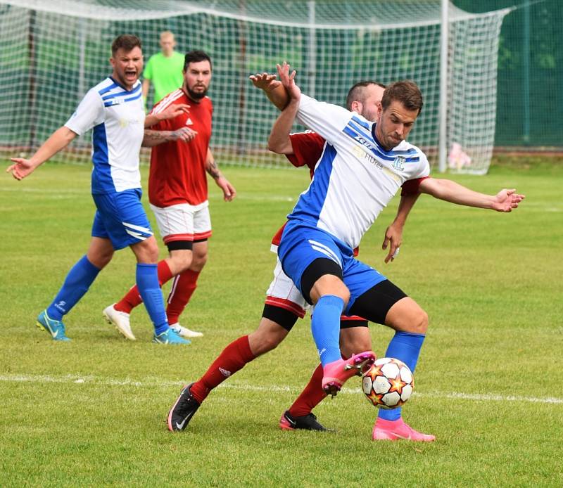 Fotbalová I.A třída: Mirovice - Strunkovice 1:0.