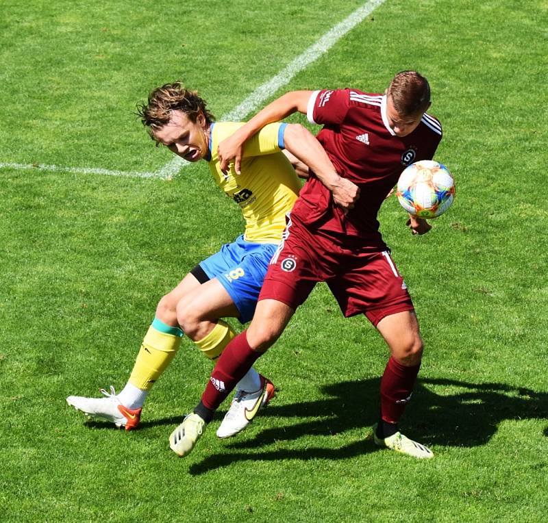 Fotbalová příprava: FC Písek - Sparta Praha B 1:3 (1:2).