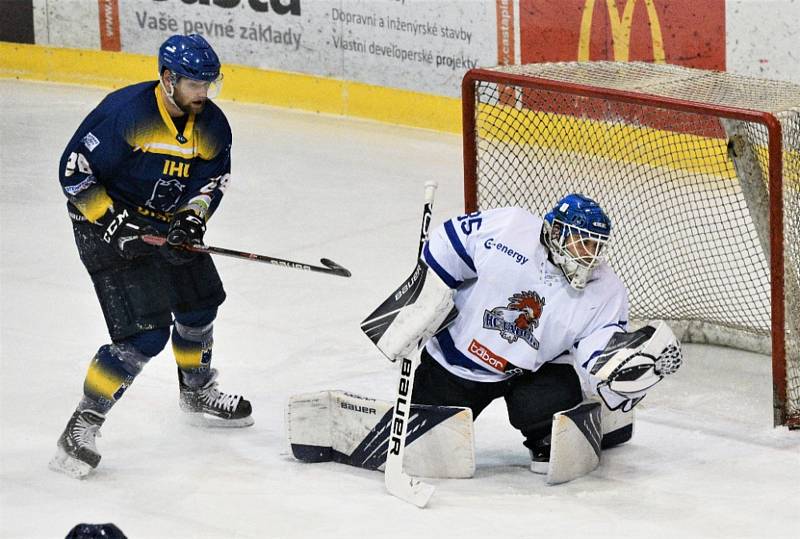 Hokejová II. loga: IHC Králové Písek - HC Tábor 3:7.